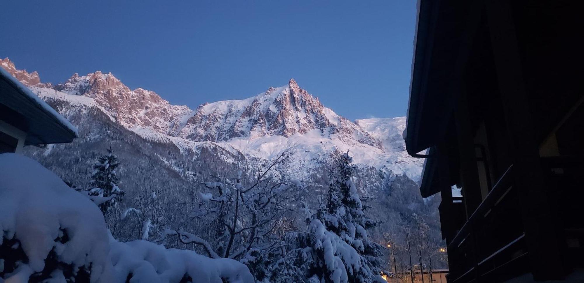 シャモニーLes Capucins - View Off Mont-Blanc Range - 4 Persアパートメント エクステリア 写真